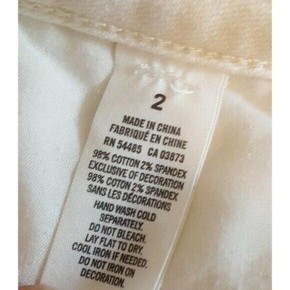 AMERICAN EAGLE Beaded Off-White Denim Cut-off Shortie Jean Shorts  Size 2 - Picture 7 of 8